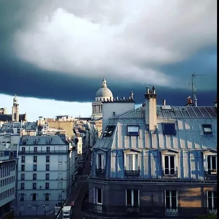 Coeur De Place Maubert Nid Equipe Dernier Etage Vue Ascenseur Climatisation Appartamento